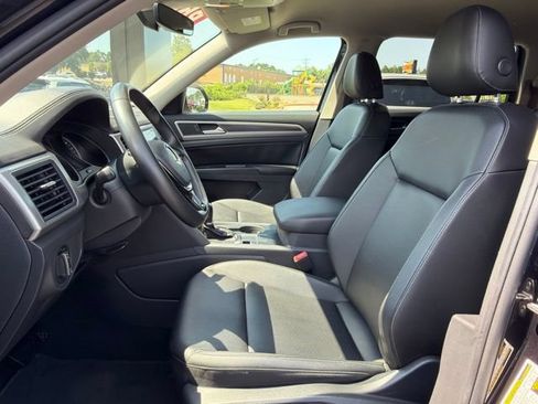 Used 2019 Volkswagen Atlas SE FWD image 21