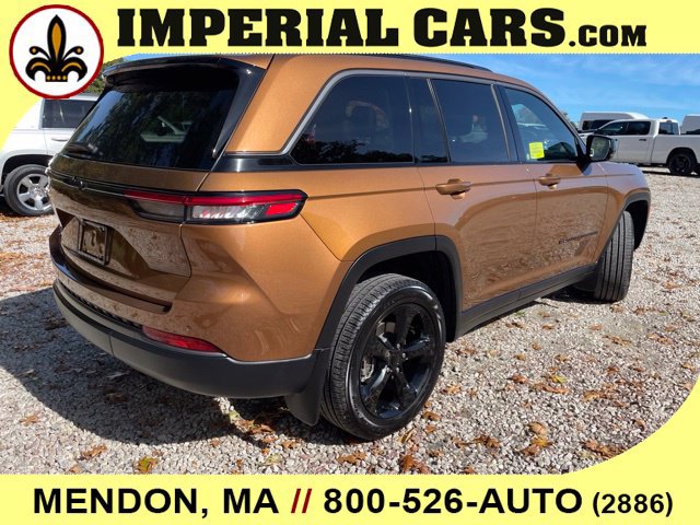New 2026 Jeep Grand Cherokee Limited w/ Limited Altitude Package AWD/4WD image 14