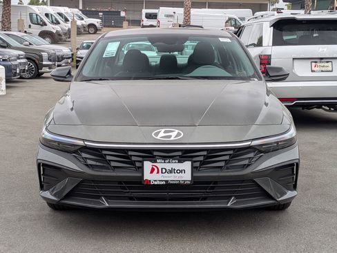 New 2026 Hyundai Elantra Sport FWD image 2