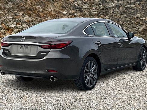 Used 2018 MAZDA MAZDA6 Touring image 2