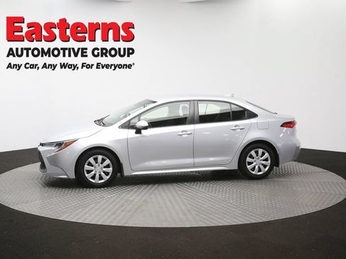 Used 2022 Toyota Corolla LE FWD image 57