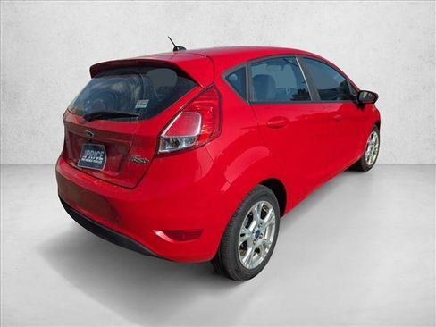 Used 2015 Ford Fiesta SE FWD image 5