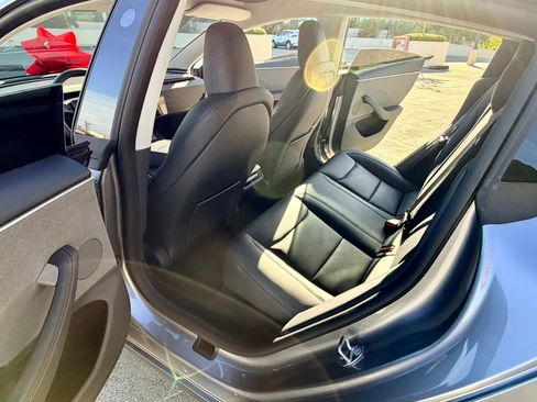 Used 2025 Tesla Model 3 RWD image 41