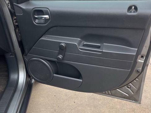 Used 2011 Jeep Patriot Sport w/ Tire & Wheel Group FWD image 19