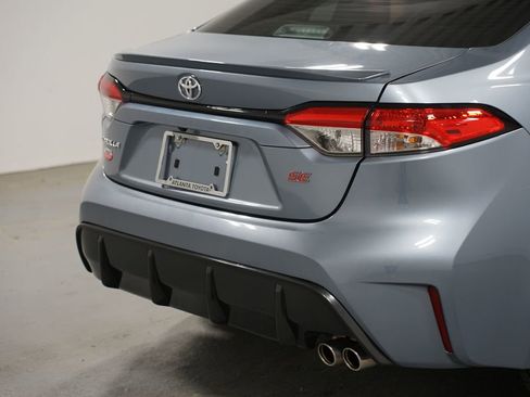 Used 2023 Toyota Corolla SE image 9