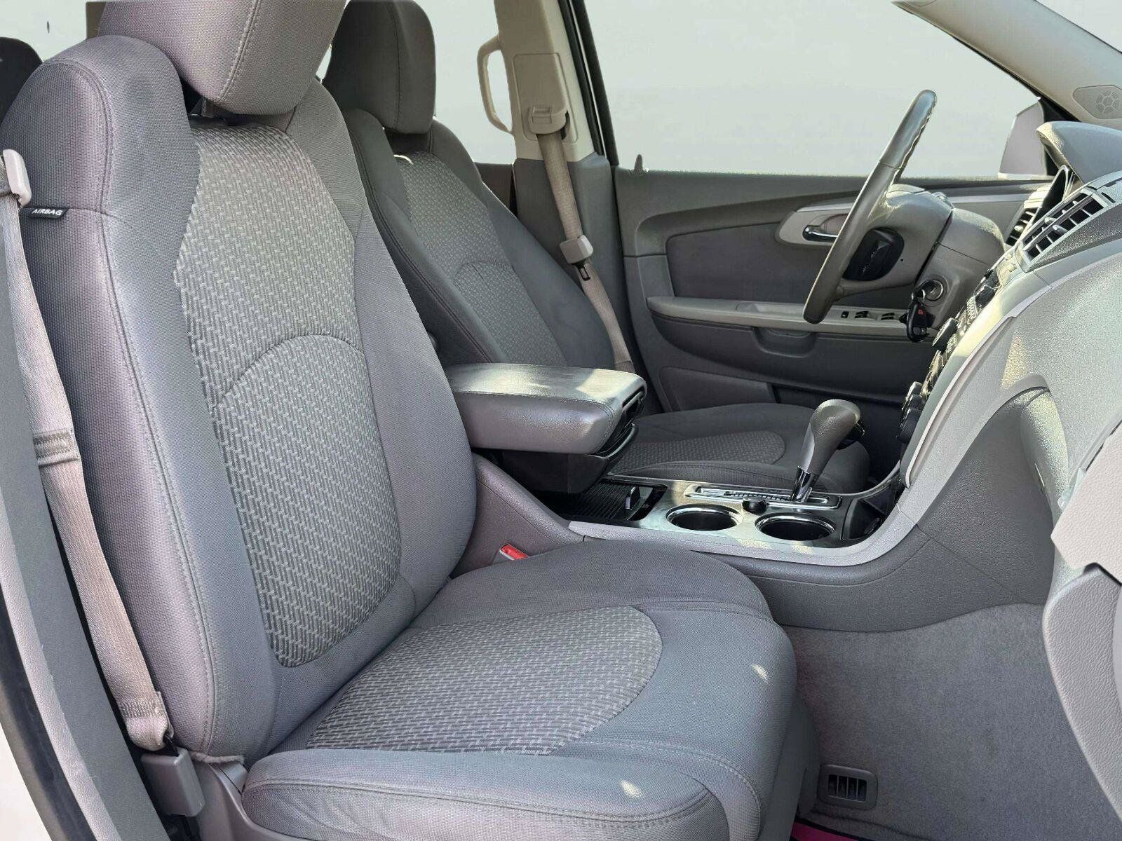 Used 2012 Chevrolet Traverse LS FWD image 50