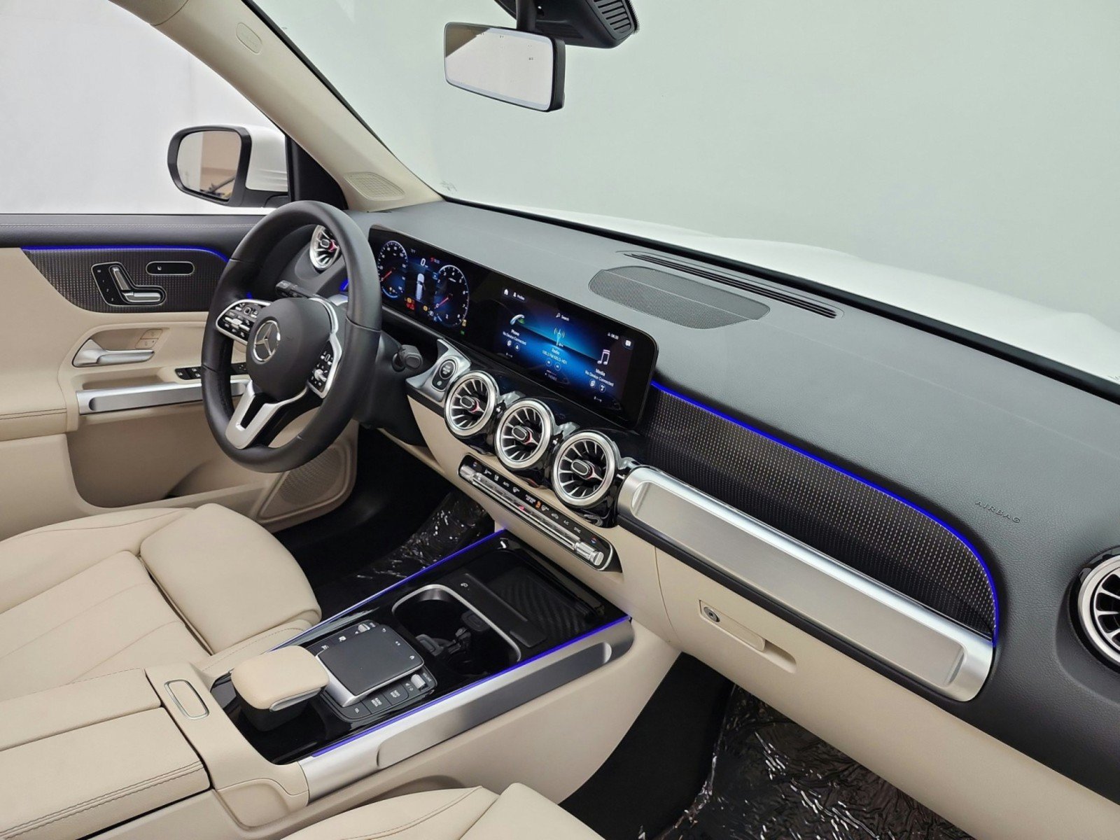 Used 2023 Mercedes-Benz GLB 250 image 19