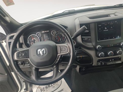 Used 2024 RAM 2500 Tradesman w/ Chrome Appearance Group image 10