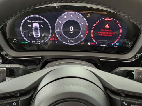 New 2026 Porsche Cayenne Coupe AWD/4WD image 15