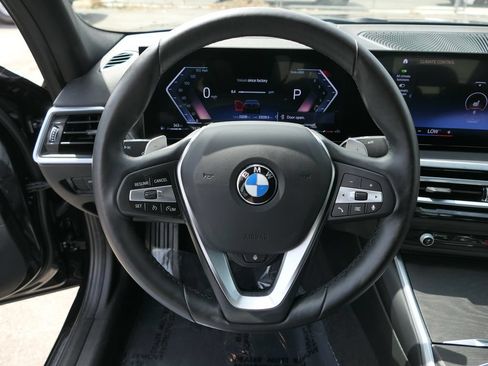Used 2024 BMW 330i xDrive Sedan AWD/4WD image 16