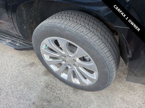 Used 2024 Chevrolet Tahoe Premier w/ Advanced Technology Package image 8