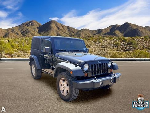 Used 2013 Jeep Wrangler Sport AWD/4WD image 5