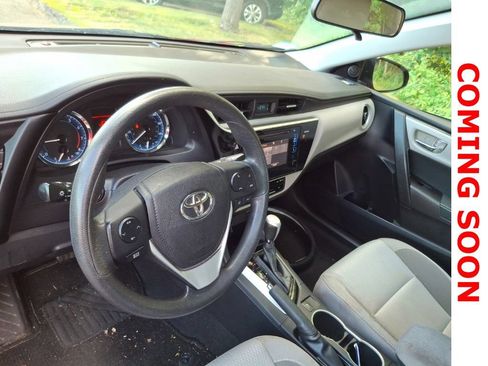 Used 2017 Toyota Corolla LE FWD image 10