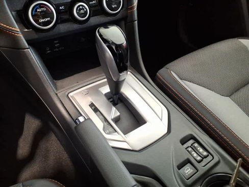 Used 2023 Subaru Crosstrek 2.0i Premium AWD/4WD image 13