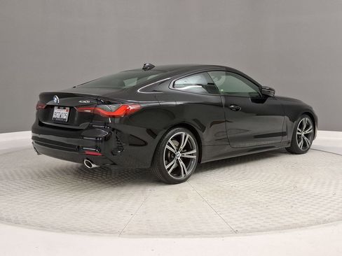Used 2023 BMW 430i Coupe w/ Convenience Package image 7