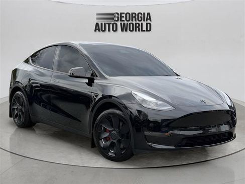 Used 2023 Tesla Model Y Long Range image 8