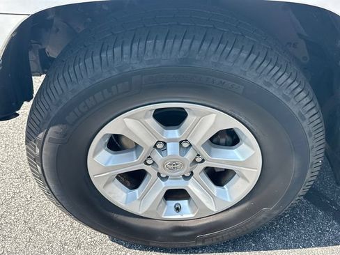 Used 2019 Toyota 4Runner SR5 Premium AWD/4WD image 10