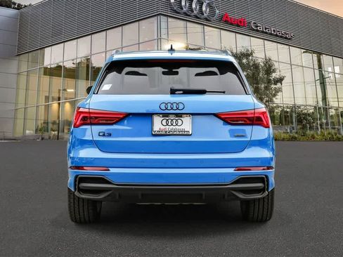 Used 2023 Audi Q3 2.0T Premium Plus w/ Premium Plus Package AWD/4WD image 3