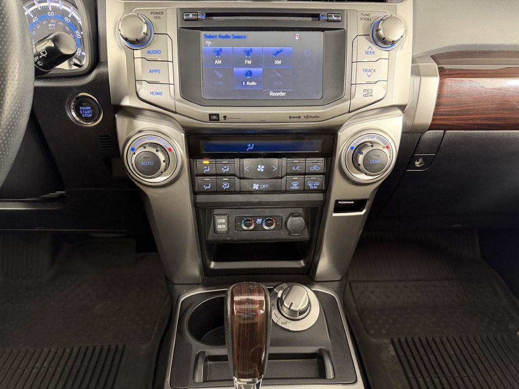 Used 2018 Toyota 4Runner Limited AWD/4WD image 29