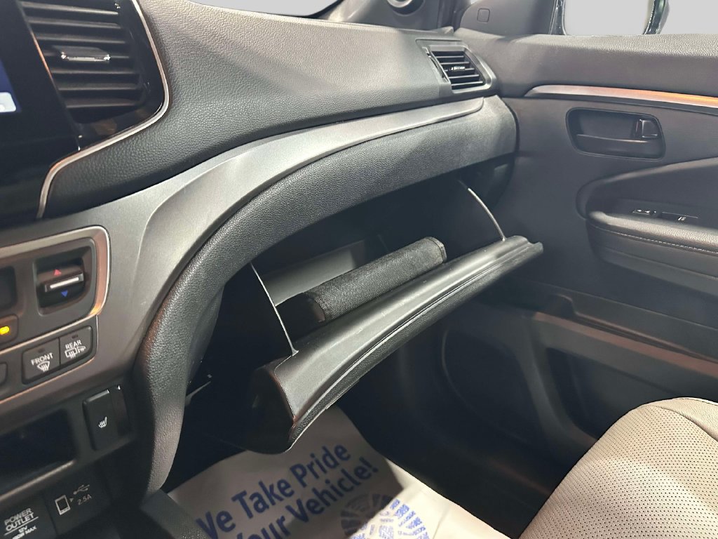 Used 2023 Honda Passport EX-L image 16