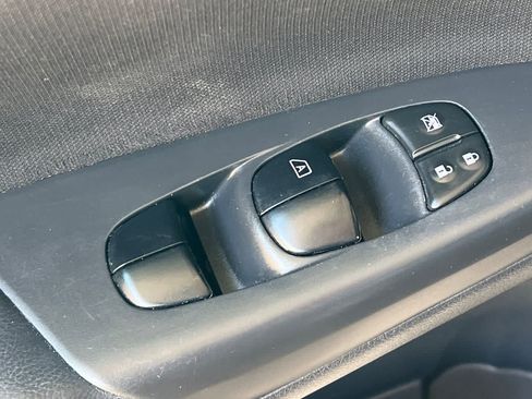 Used 2018 Nissan Sentra S FWD image 14