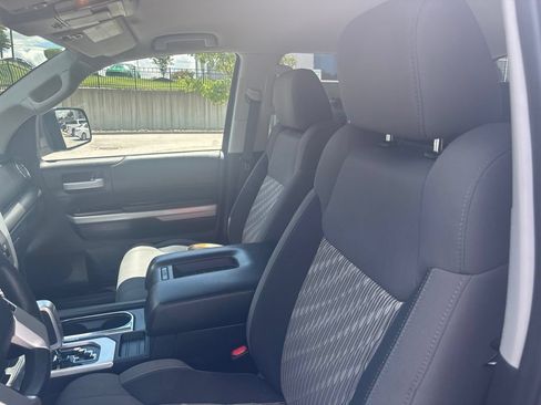 Used 2019 Toyota Tundra SR5 w/ TRD Off Road Package AWD/4WD image 34