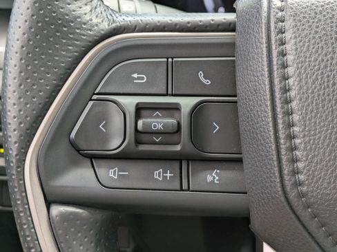 Used 2025 Toyota 4Runner TRD Off-Road Premium AWD/4WD image 22