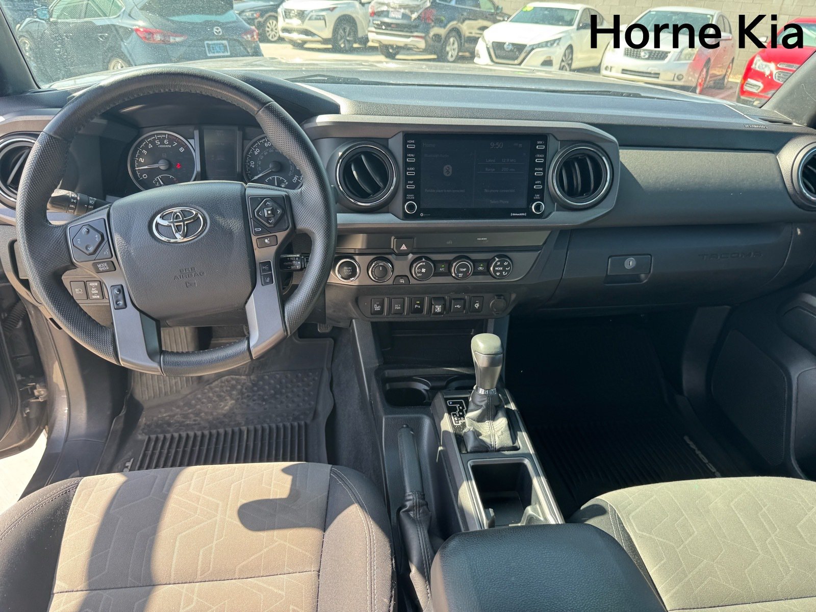 Used 2020 Toyota Tacoma TRD Off-Road w/ Technology Package AWD/4WD image 14