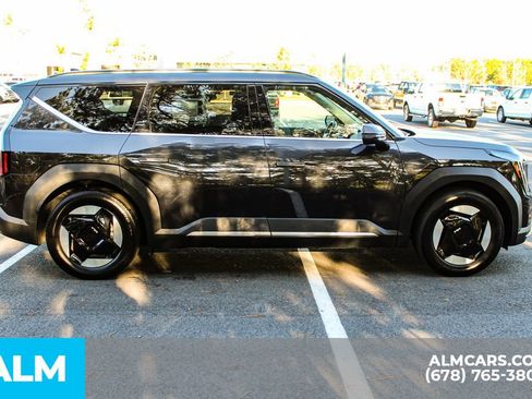 Used 2024 Kia EV9 Wind image 8