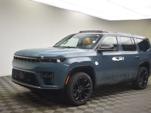 New 2026 Jeep Grand Wagoneer Summit AWD/4WD image 16