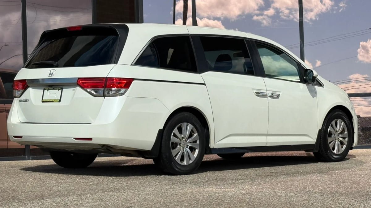 Used 2016 Honda Odyssey EX image 12