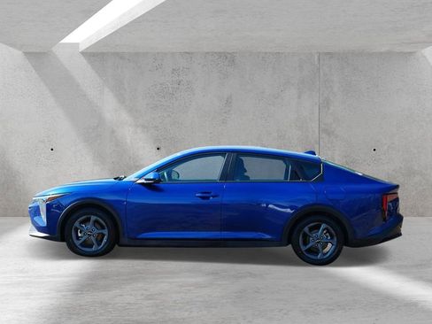 Used 2025 Kia K4 LXS image 5