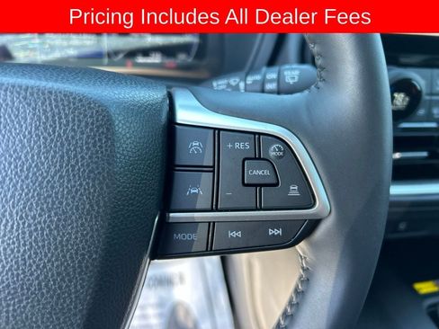 Used 2026 Toyota Grand Highlander FWD image 9