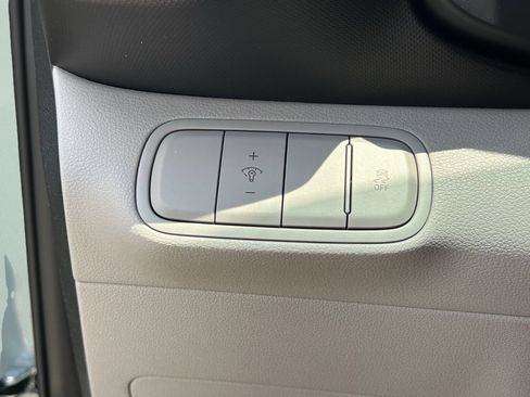 New 2026 Hyundai Venue SEL FWD image 29