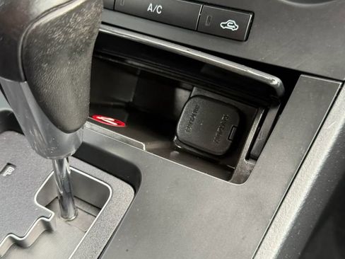 Used 2012 MAZDA MAZDA3 i Touring FWD image 29