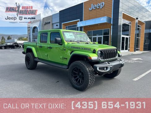New 2025 Jeep Gladiator High Tide image 1