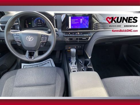 Used 2025 Toyota Camry XSE image 34