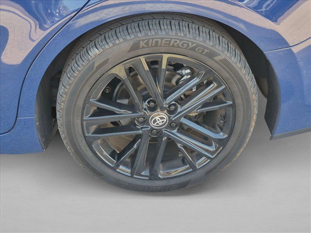 Used 2025 Toyota Camry SE w/ Multimedia Upgrade Package FWD image 16