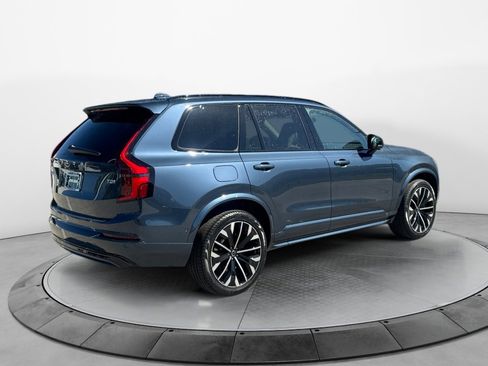 New 2026 Volvo XC90 T8 Ultra w/ Protection Package Premier AWD/4WD image 7