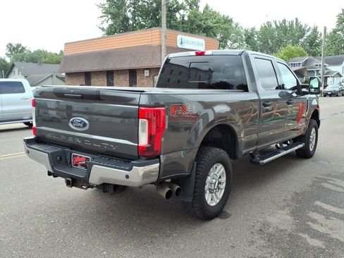 Used 2018 Ford F250 XLT w/ XLT Value Package AWD/4WD image 6