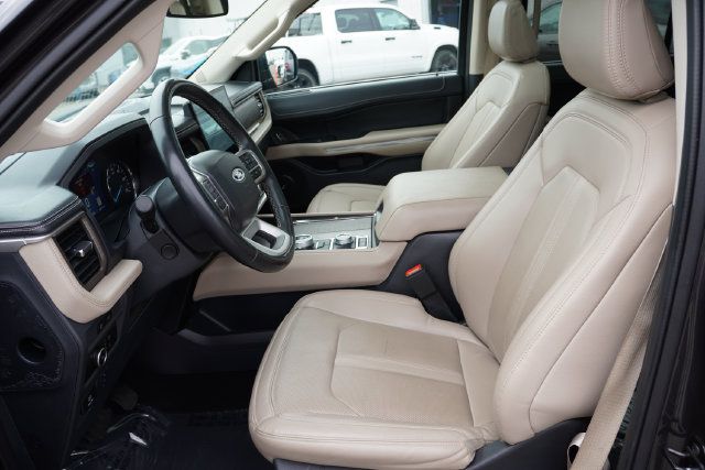 Used 2024 Ford Expedition Max Limited AWD/4WD image 16