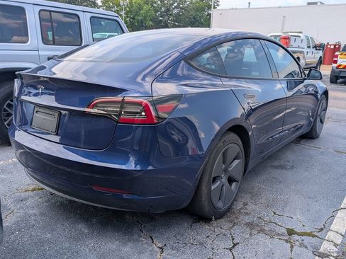 Used 2023 Tesla Model 3 Standard Range RWD image 3
