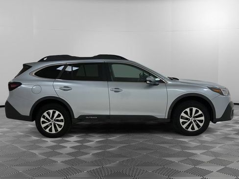 Used 2020 Subaru Outback Premium AWD/4WD image 6