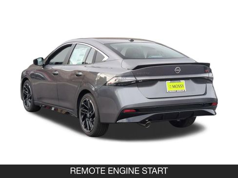 New 2026 Nissan Sentra SR w/ Floor Mat Package image 7