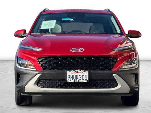 Certified 2022 Hyundai Kona SEL w/ Convenience Package image 11