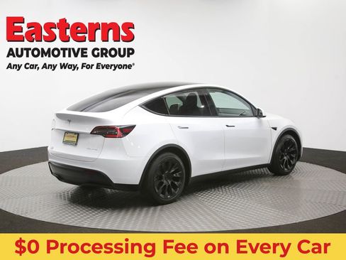 Used 2021 Tesla Model Y Long Range AWD/4WD image 36