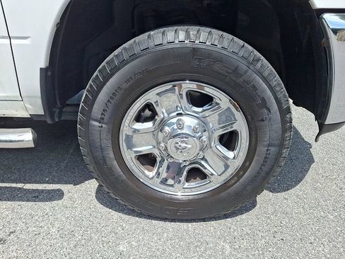Used 2016 RAM 2500 SLT AWD/4WD image 14