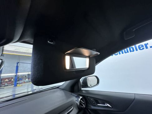 Used 2025 Chevrolet Equinox LT w/ Safety and Technology Package image 34