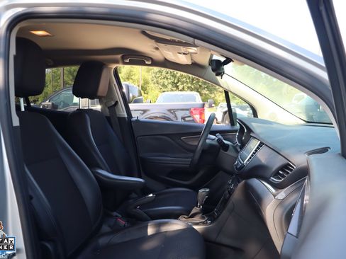Used 2018 Buick Encore Preferred FWD image 28