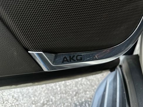 Used 2021 Cadillac Escalade ESV Sport image 16